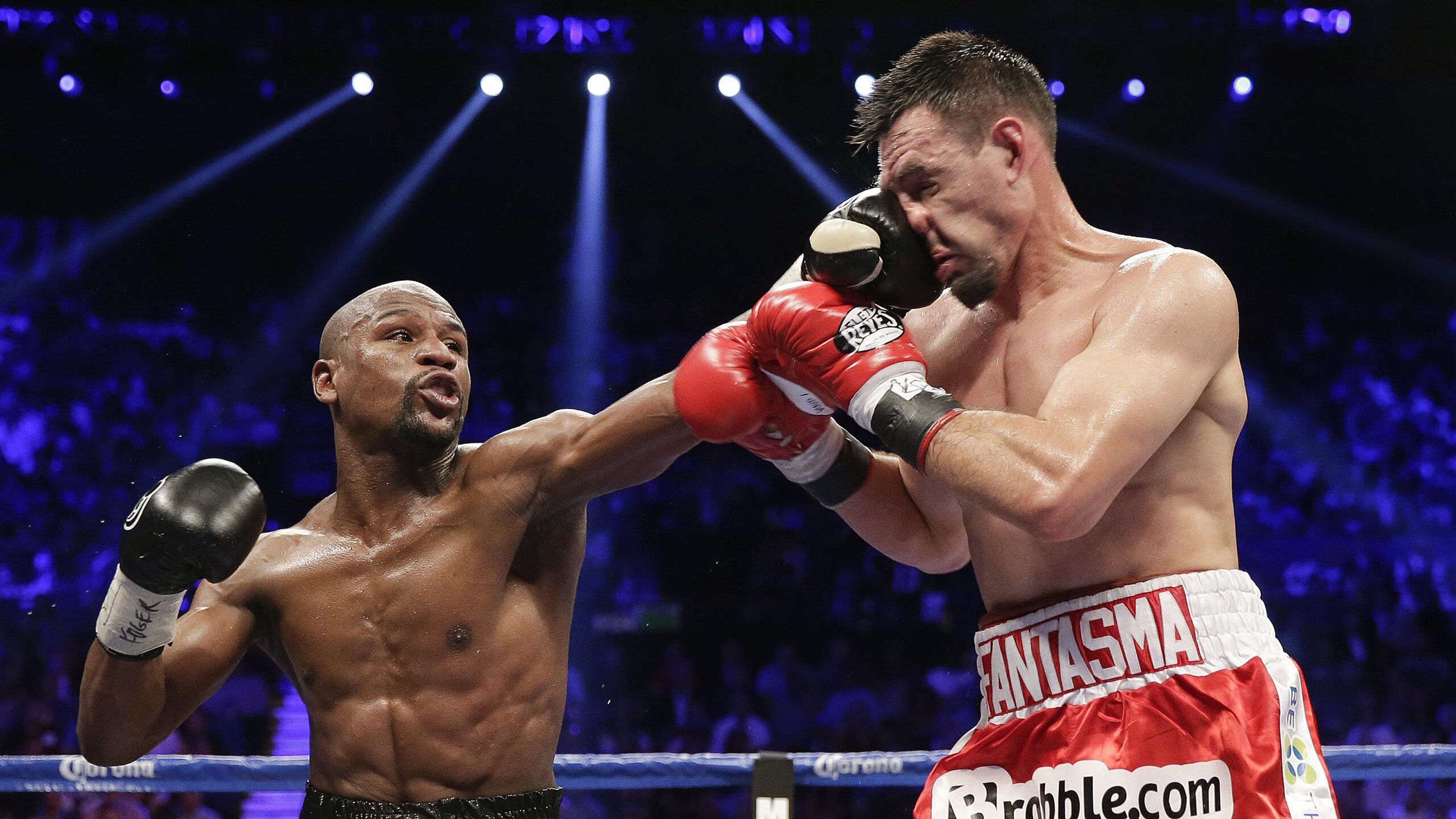 切尔西带队取胜！，巴特勒重要时刻领先优势明显全场沸腾不已